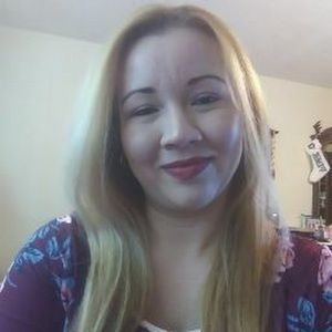 Meet your Posher, Idalia